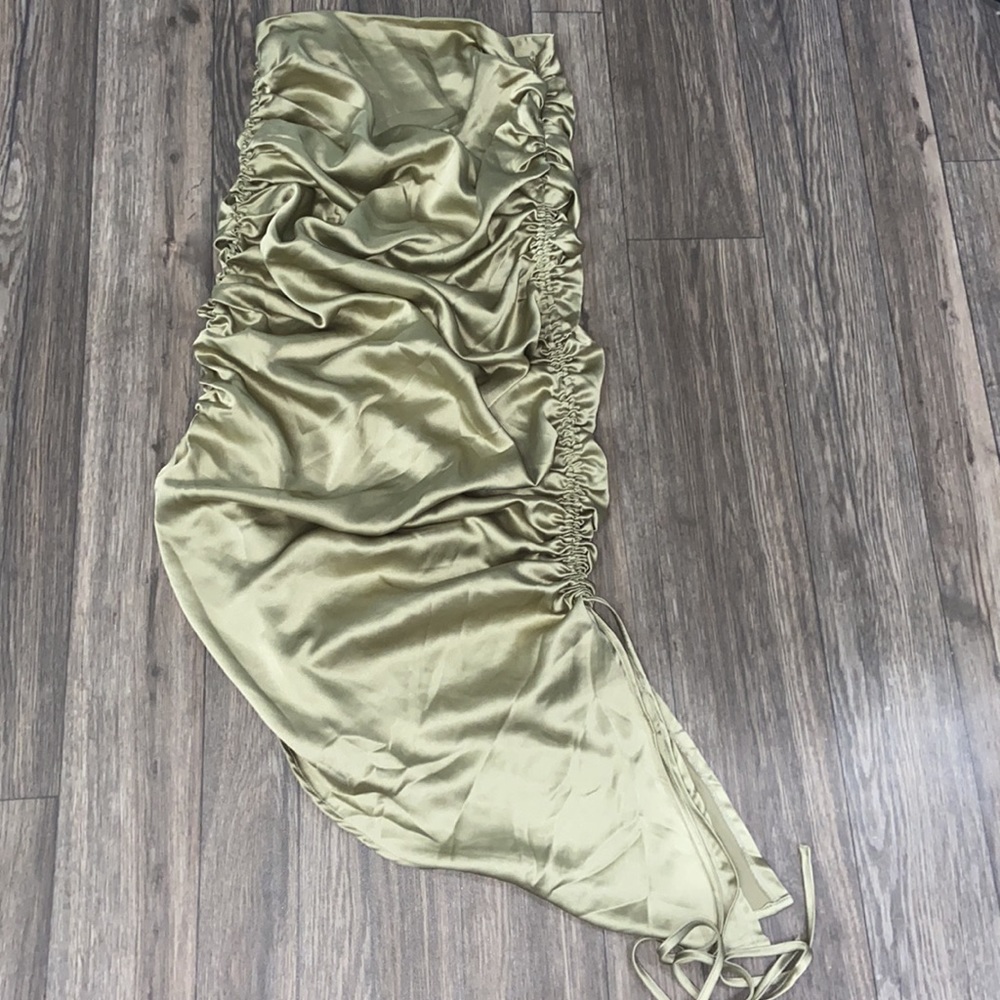 Asymmetrical skirt